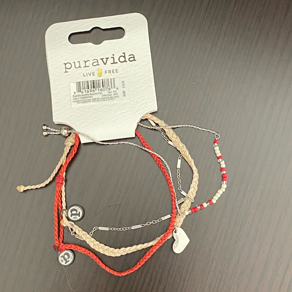 Pura Vida bracelet club Classic Heart Stack February 2022 NEW
